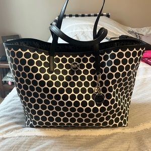 Large Michael Kors tote